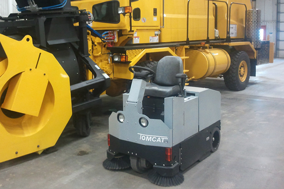 INDUSTRIE-AUFSITZ-KEHRMASCHINE VR INDUSTRIE-AUFSITZ-KEHRMASCHINE VR